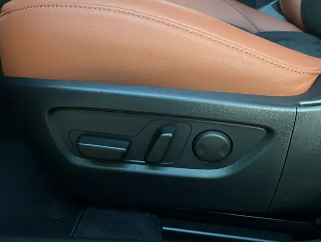 Mazda CX-30 view 5