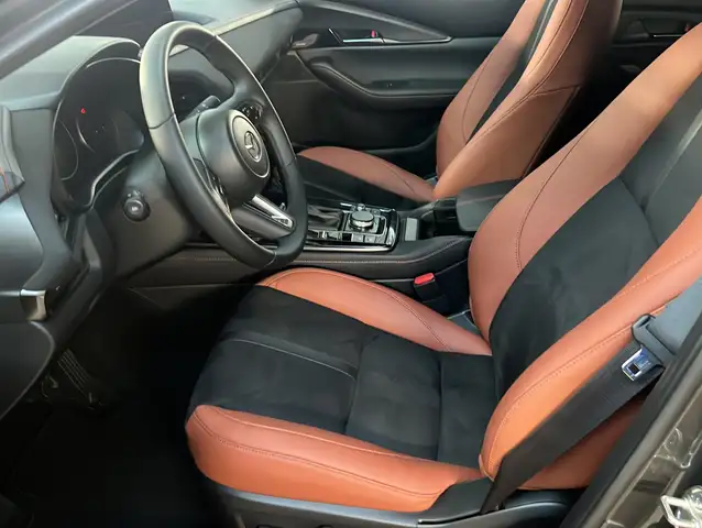 Mazda CX-30 view 7
