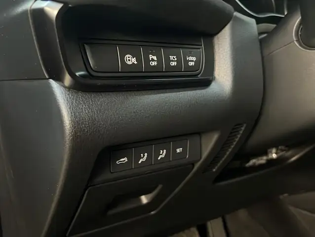 Mazda CX-30 view 8