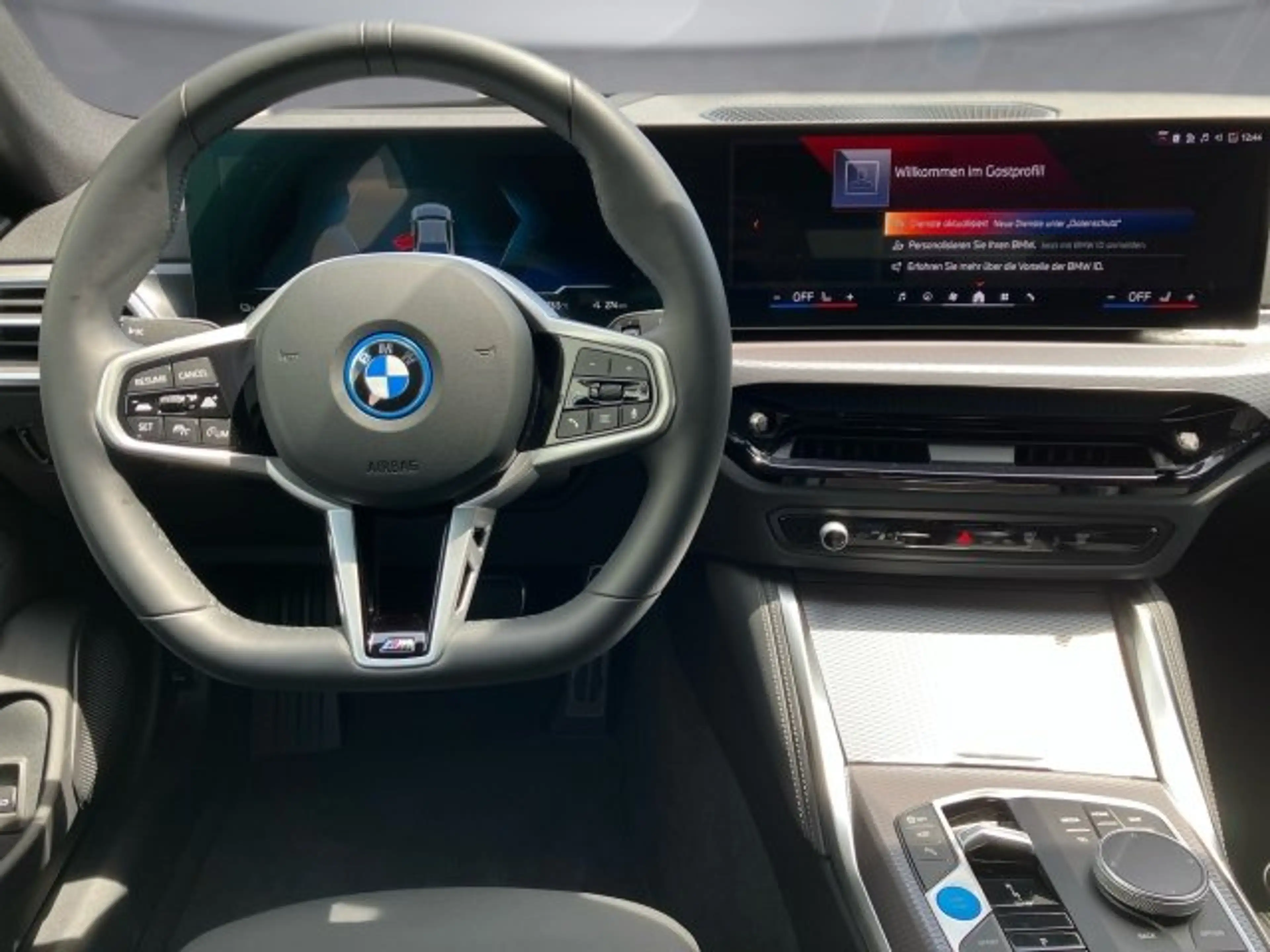 BMW i4 eDrive40 Gran Coupe — photo 9