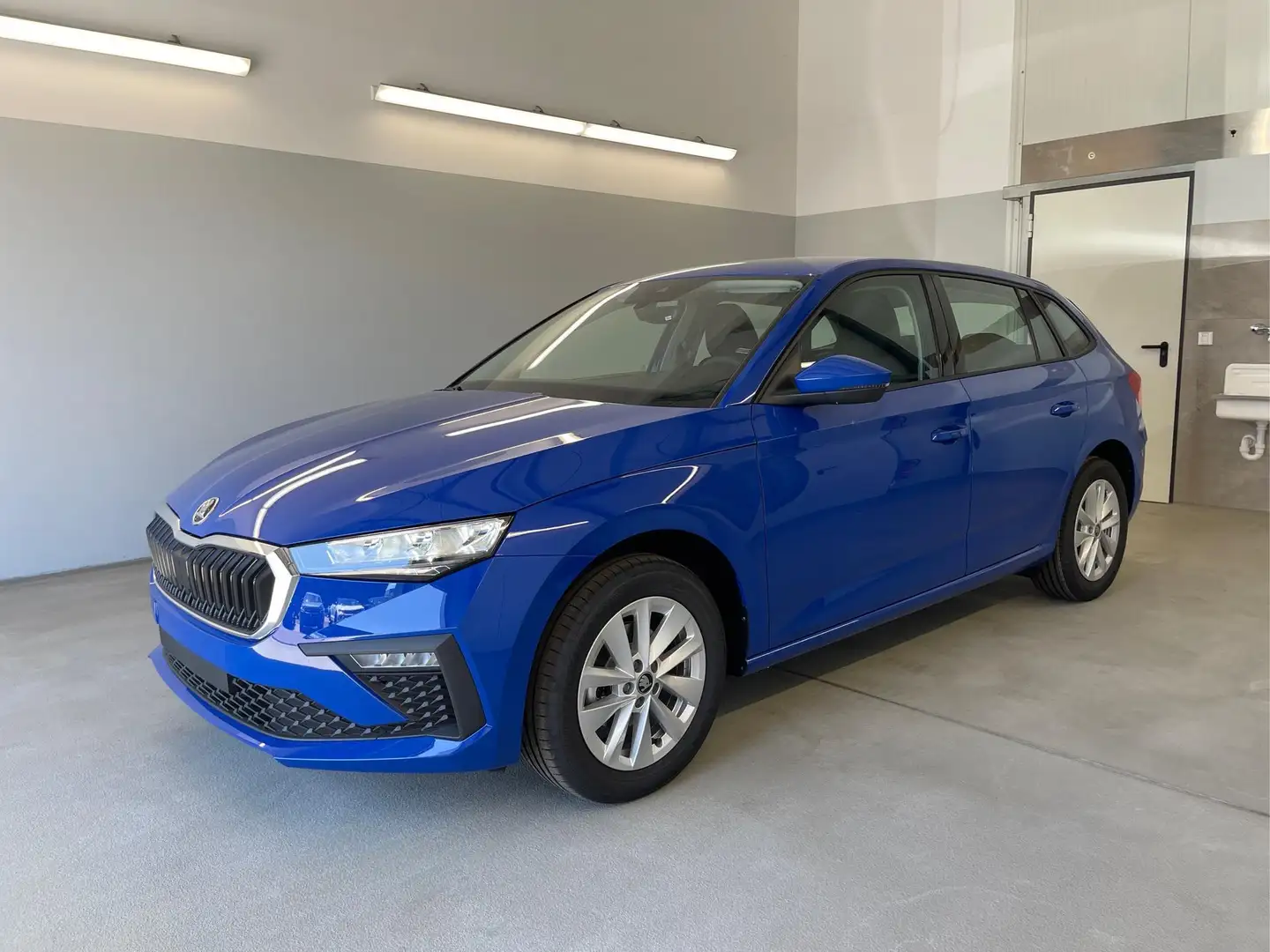 Skoda Scala Facelift 115PS AHK+App-Connect+Garantie 5 Jahre... Blauw - 1