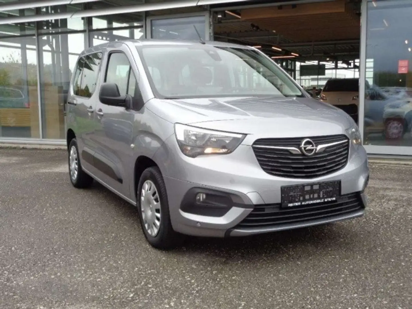 Opel Combo 1,5 CDTI BlueInj. L L1H1 Edition S/S *Navi *AHK Grau - 2