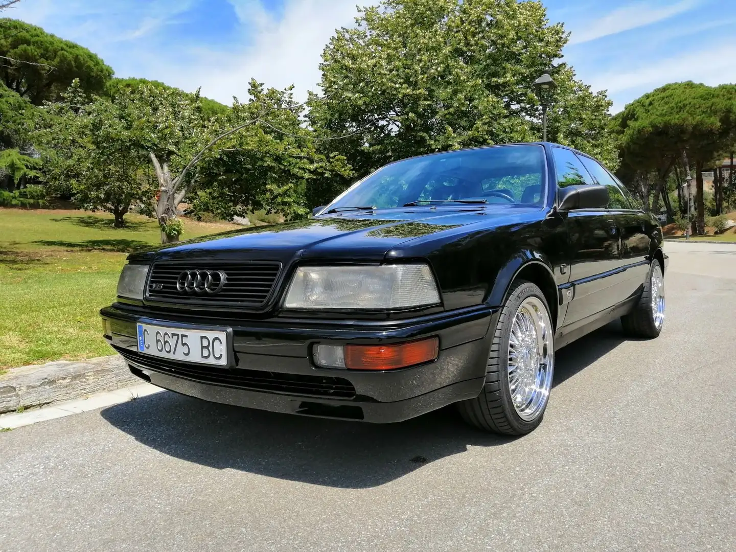 Audi V8 4.2 Zwart - 1