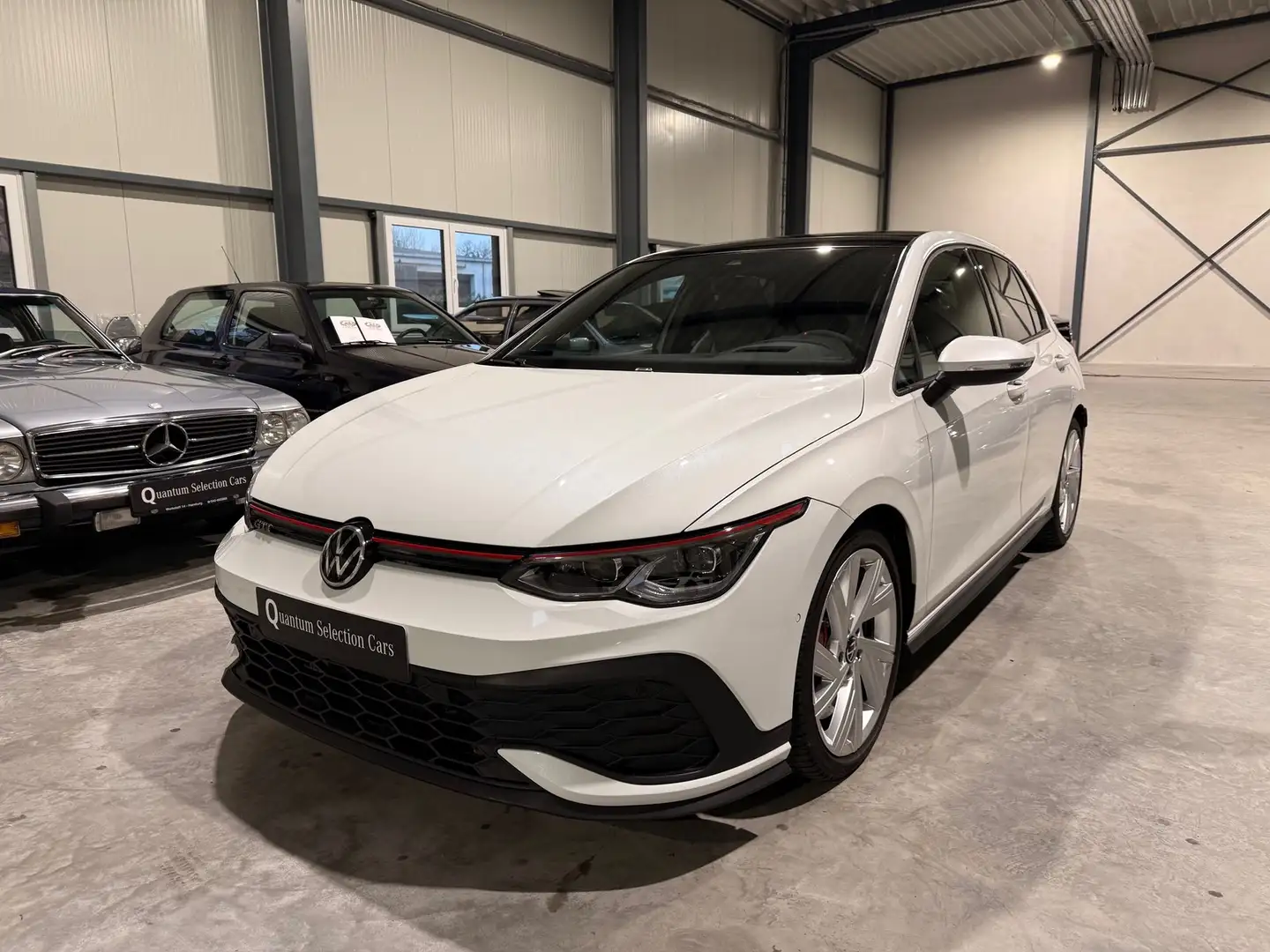 Volkswagen Golf 8 GTI CS*HeadUp*Matrix*HarmanK*DCC*Pano*Memory  Cl Weiß - 1