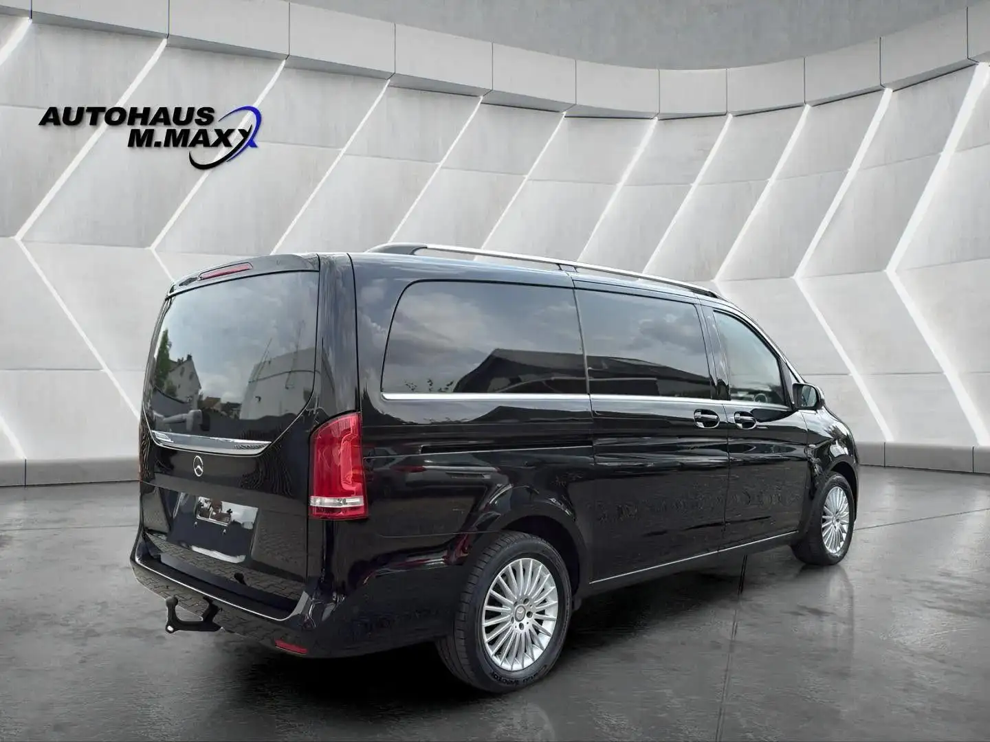Mercedes-Benz V 220 V250d AVANTG./EDITION lang BURM. 360° DISTRONIC Schwarz - 2
