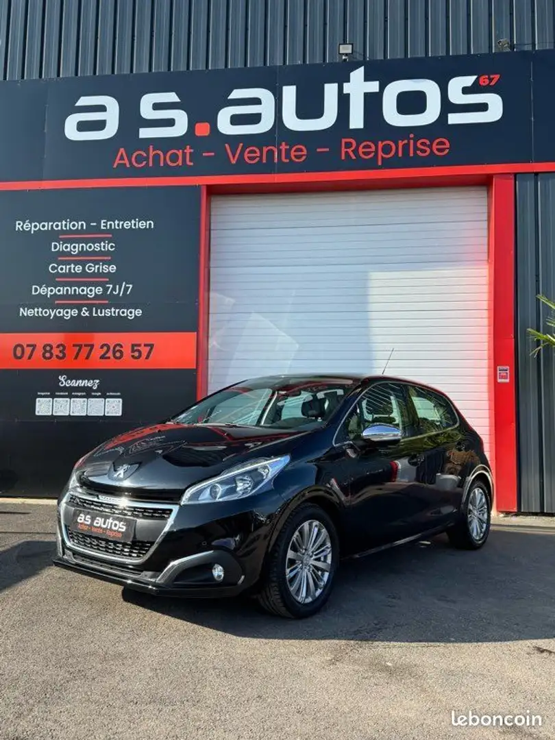 Peugeot 208 I Phase 2 ALLURE 1.2 VTi 12V 82 CV distribution ne Noir - 1