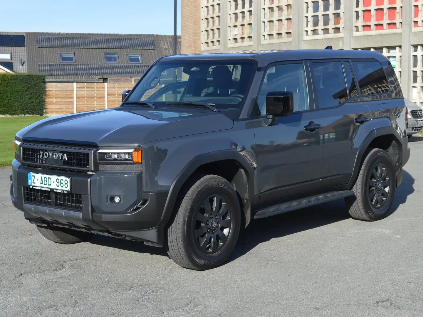 Toyota Land Cruiser Land Cruiser 2.8 D-4D Full Option 7 Plaatsen!Demo Gris - 1