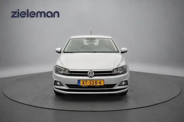 Volkswagen Polo view 14