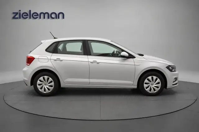 Volkswagen Polo view 15