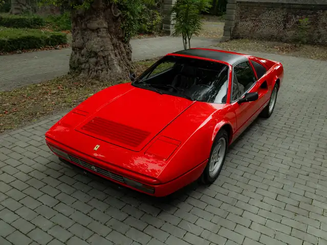 Ferrari 328 GTS - V8 - Rosso Corsa