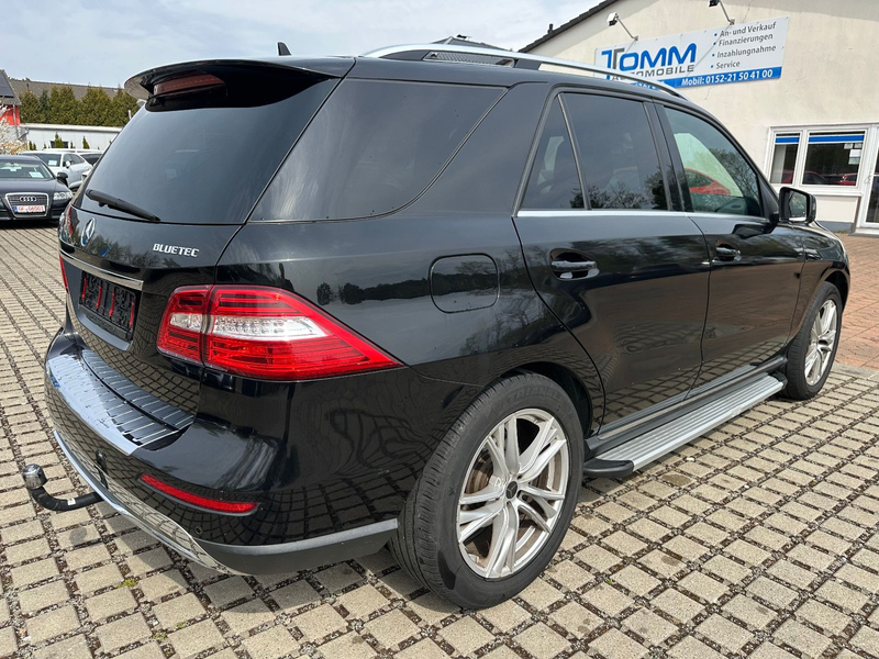 Mercedes-Benz ML 350 CDI BlueTec — photo 4