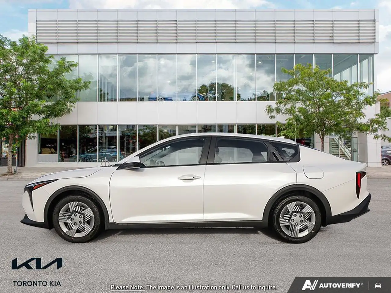 Kia K4 снимка Kia K4