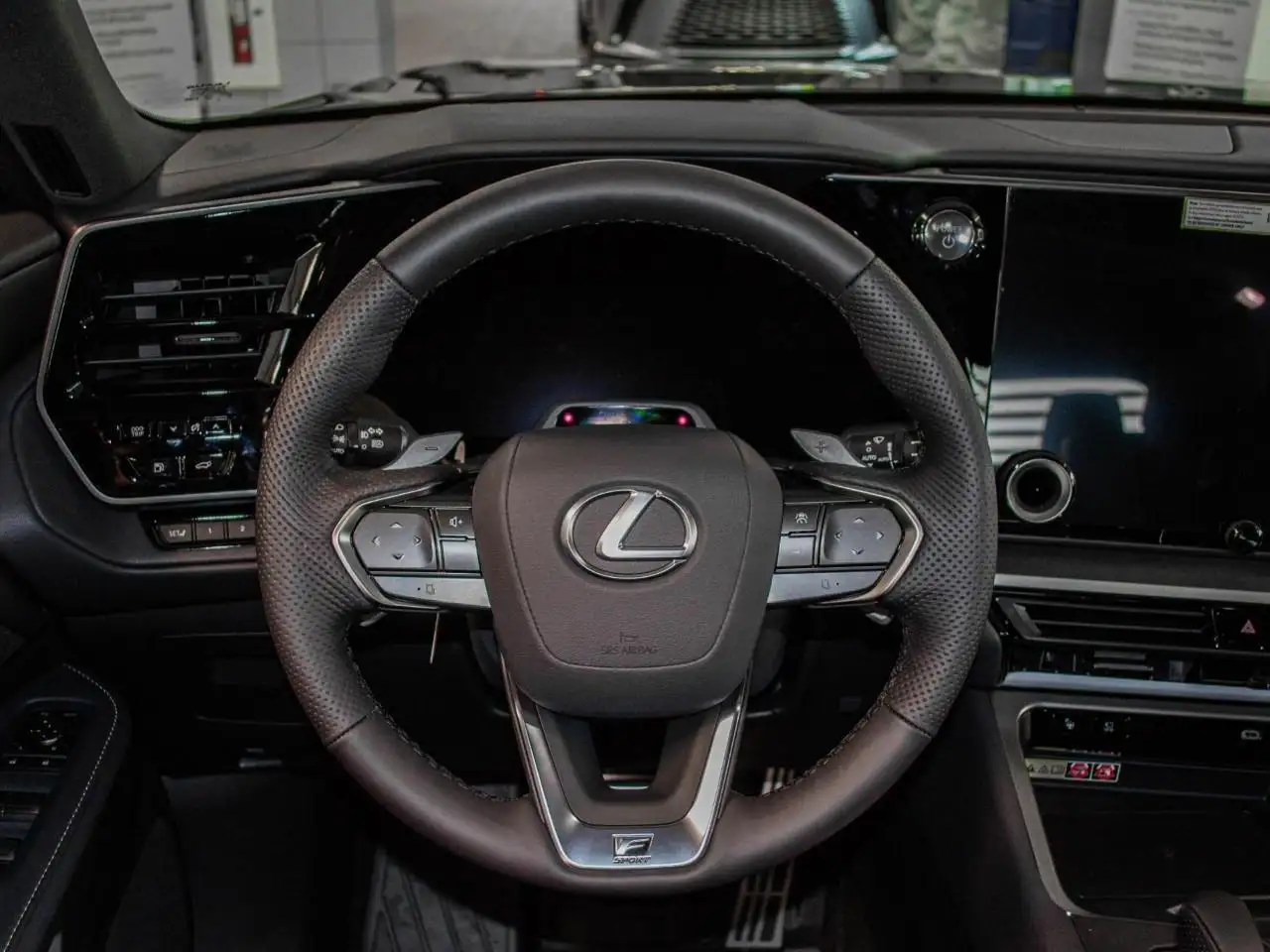 Lexus TX photo Lexus TX