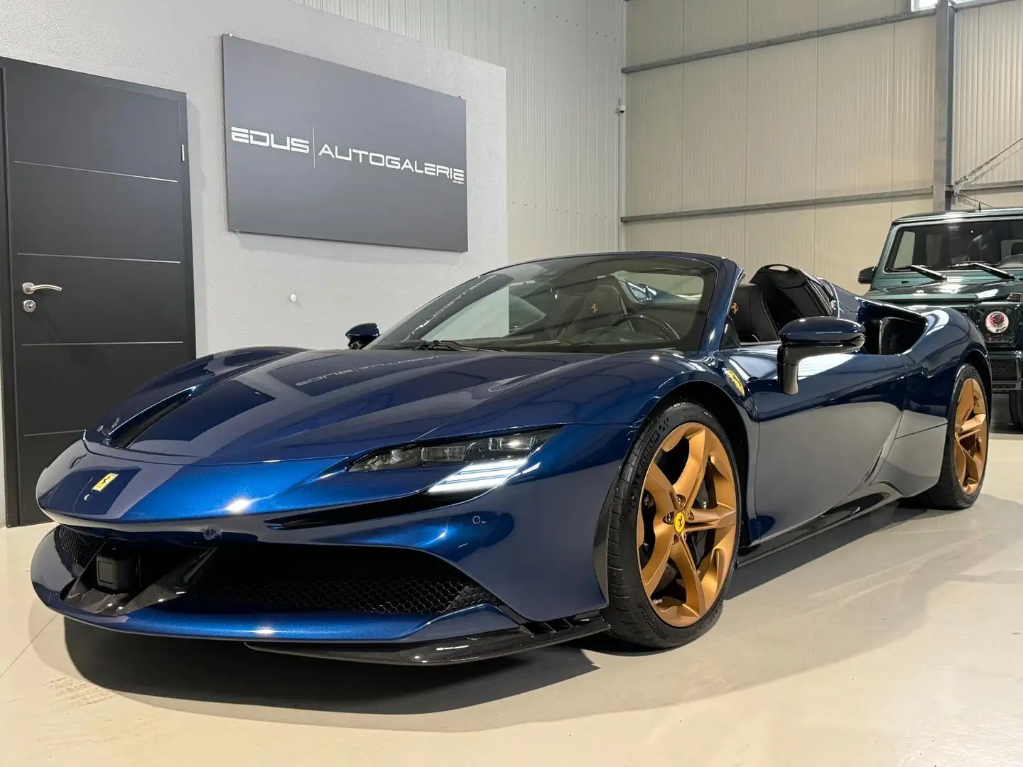 Ferrari SF90 Spider JBL Lift 6xCarbon Albastru - 1