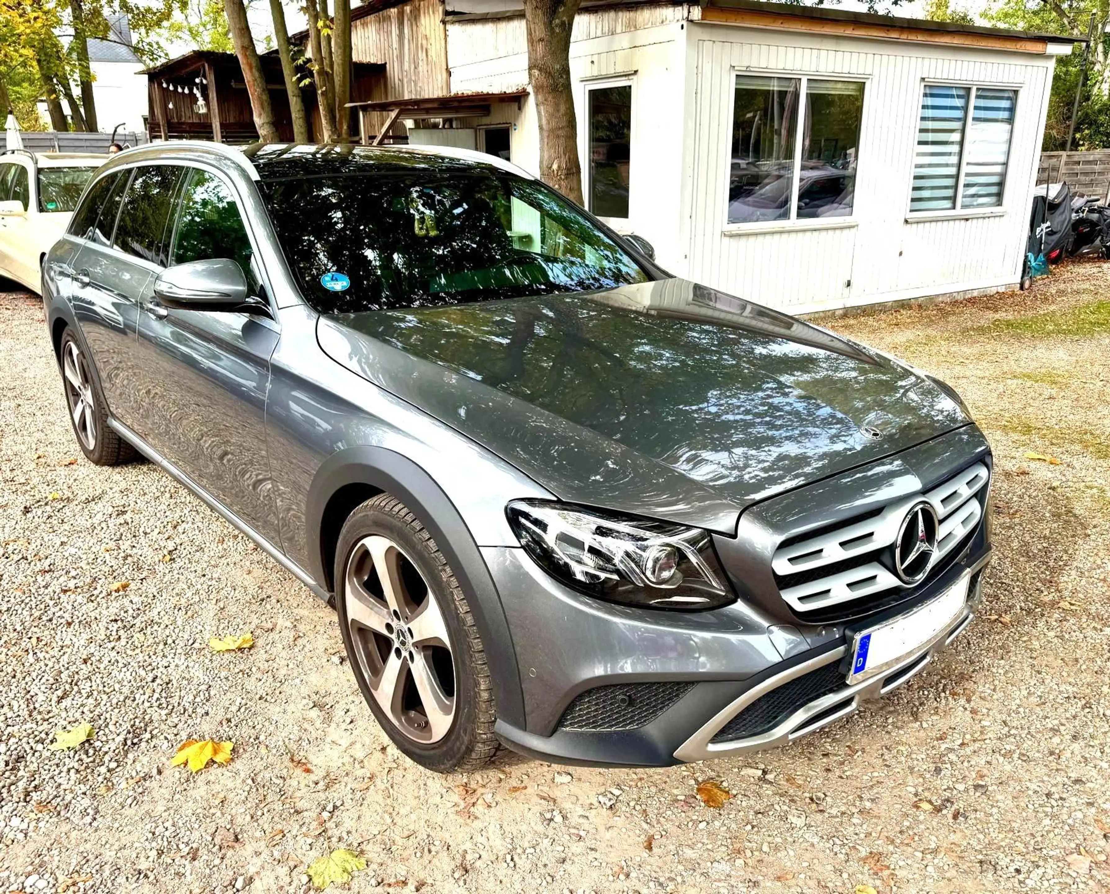 Mercedes-Benz E 220 E 220 d T All Terrain 4 MATIC Navi Euro 6 LED — photo 3