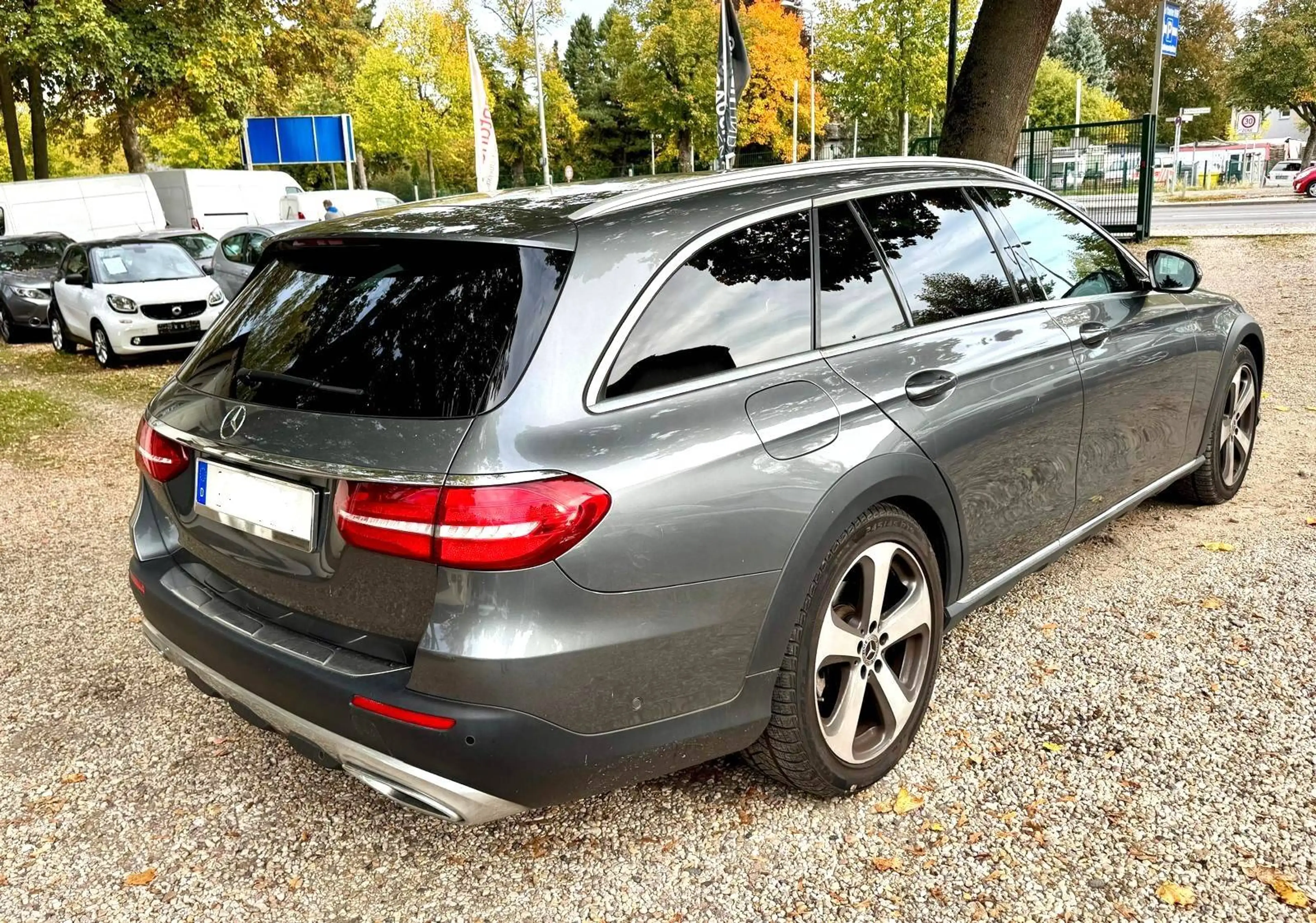 Mercedes-Benz E 220 E 220 d T All Terrain 4 MATIC Navi Euro 6 LED — photo 9