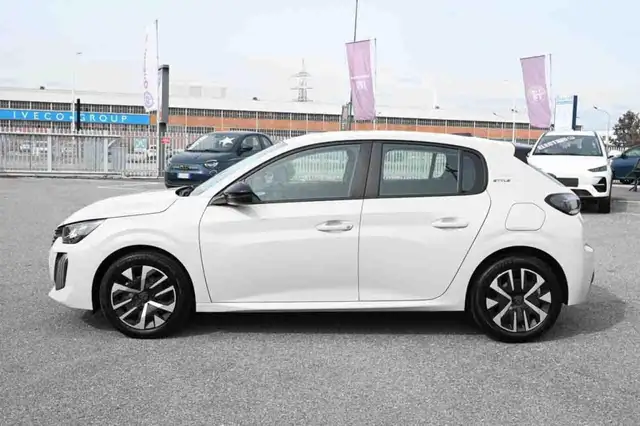 Peugeot 208 view 19