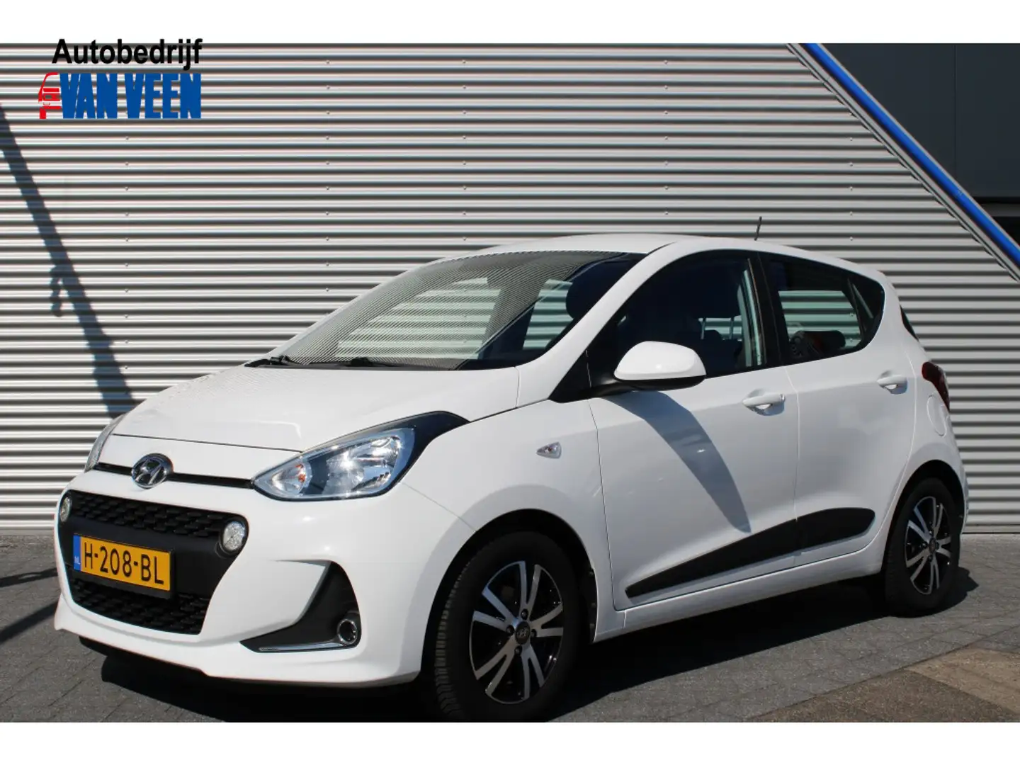 Hyundai i10 1.0i Comfort + Navigatie Blanc - 1