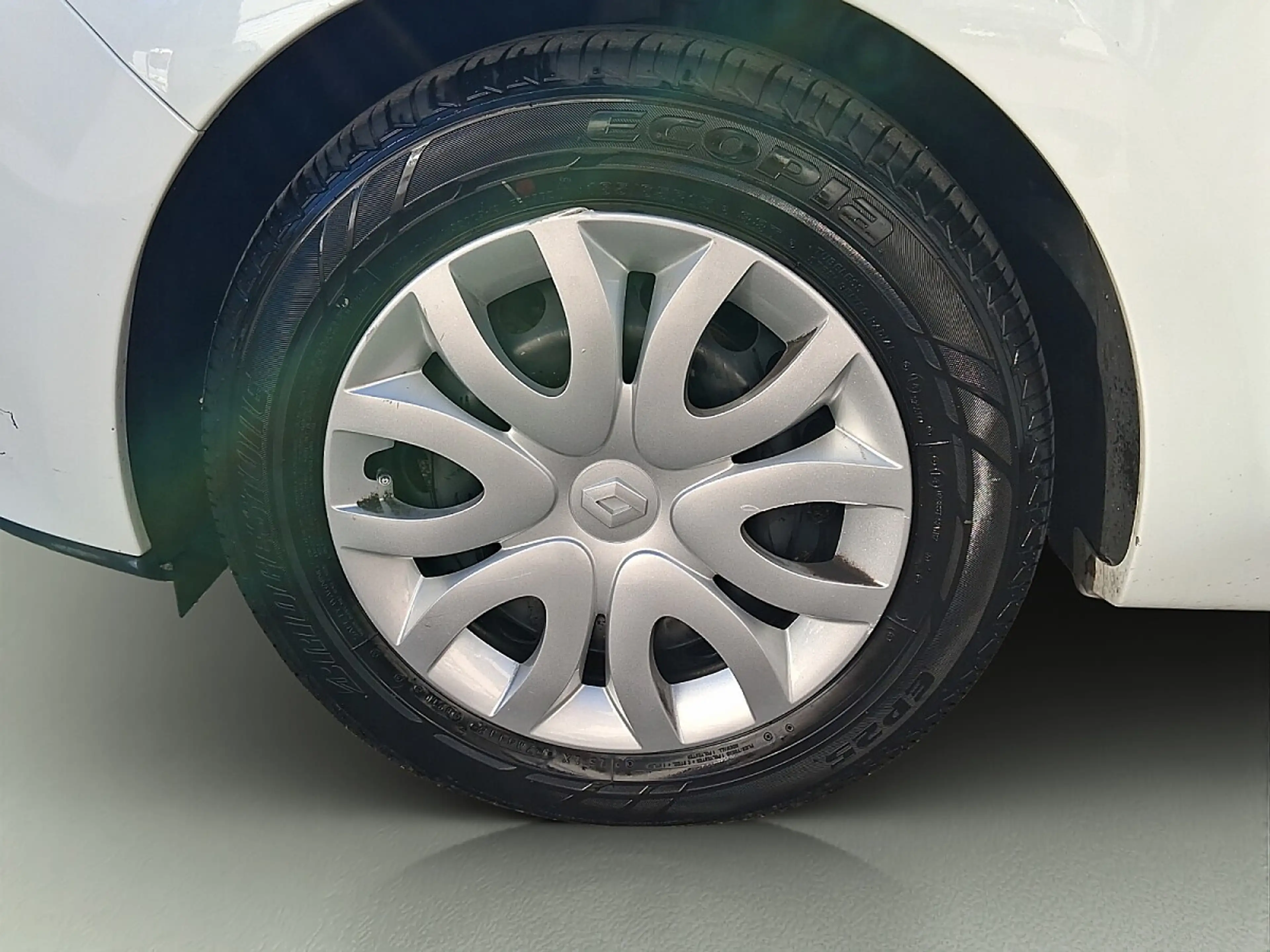 Renault Clio IV 0.9 TCe 75 Grandtour Life — photo 13