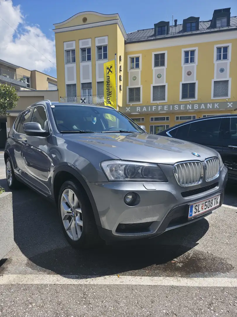 BMW X3 xDrive20d Österreich-Paket Grau - 1