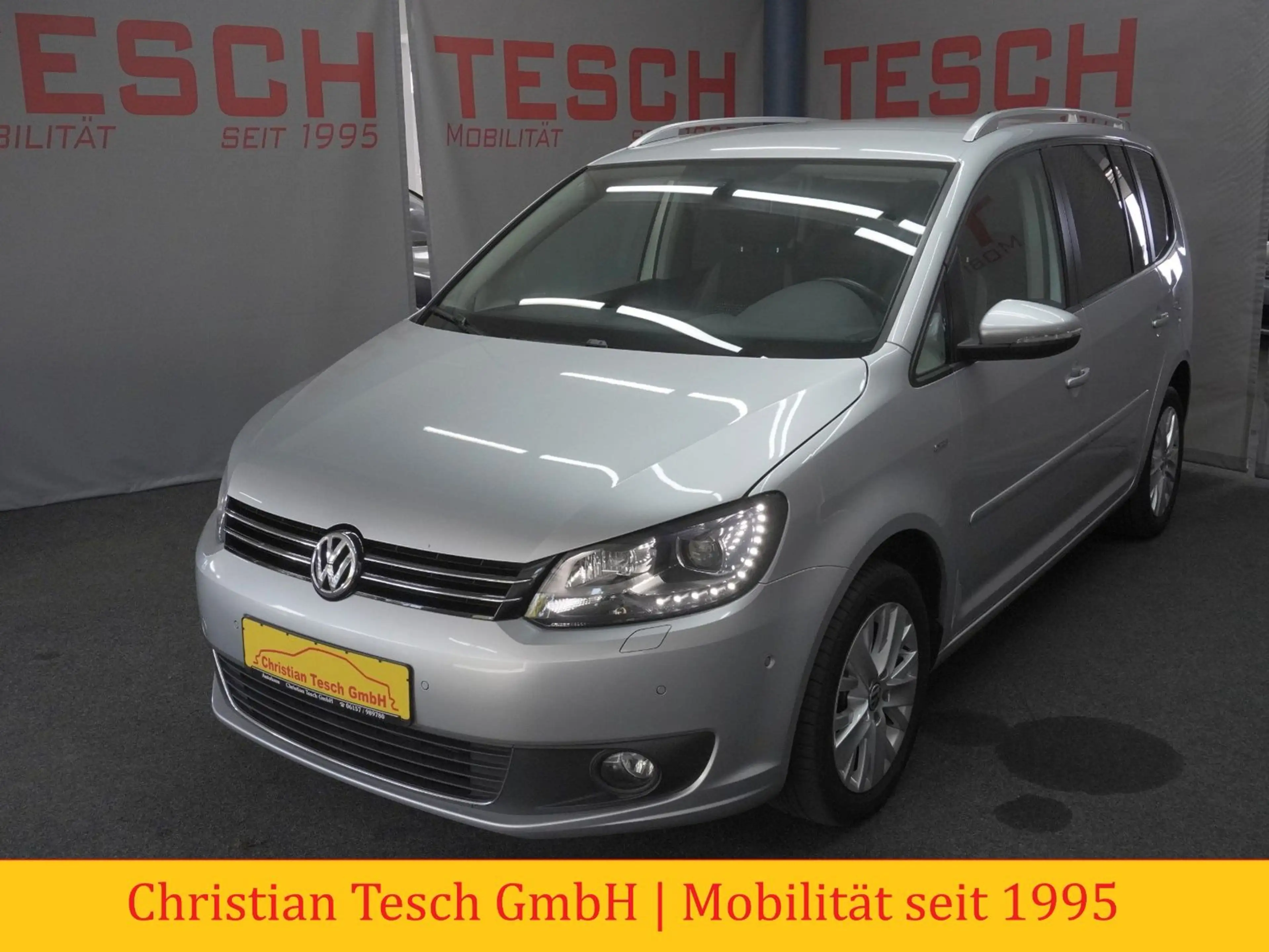 Volkswagen Touran "Life" 1.4 TSI DSG  7-Sitzer AHK NAV SHZ