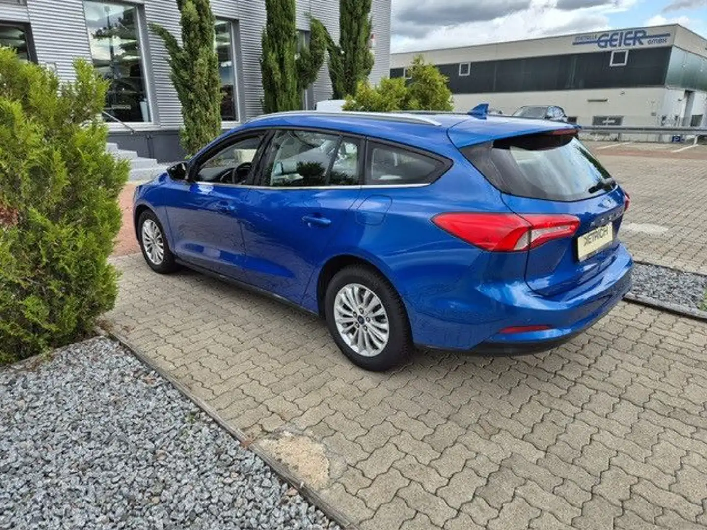 Ford Focus Titanium Turnier 150PS Autom. GJR|B&O|Navi Bleu - 2