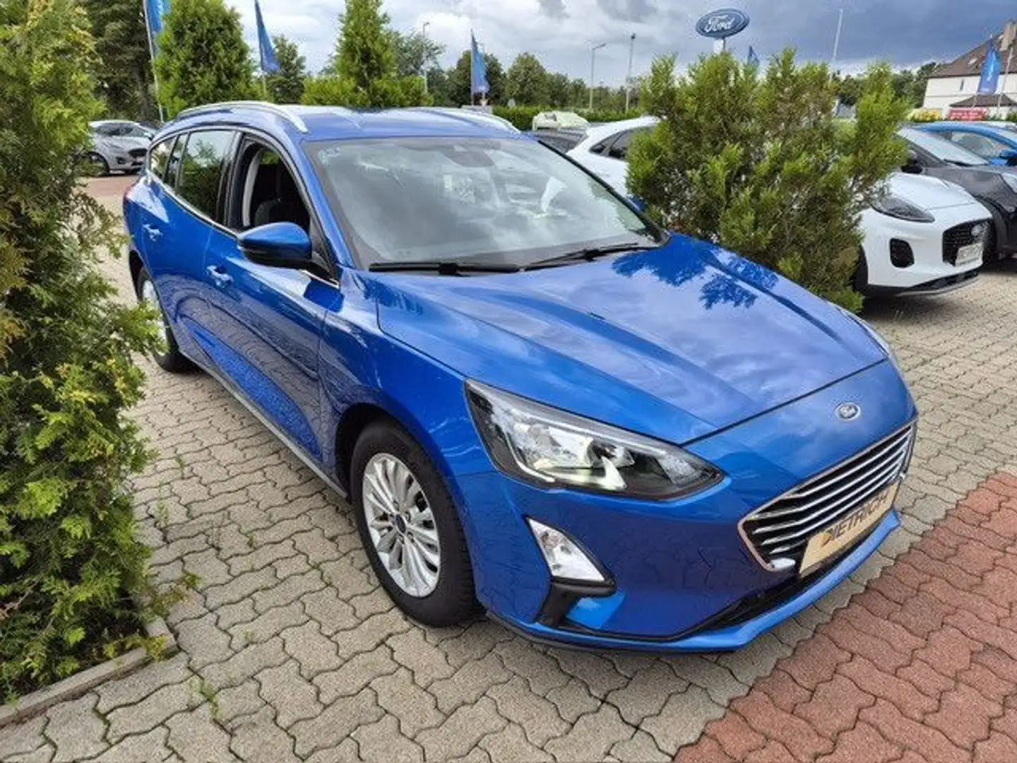 Ford Focus Titanium Turnier 150PS Autom. GJR|B&O|Navi Bleu - 1