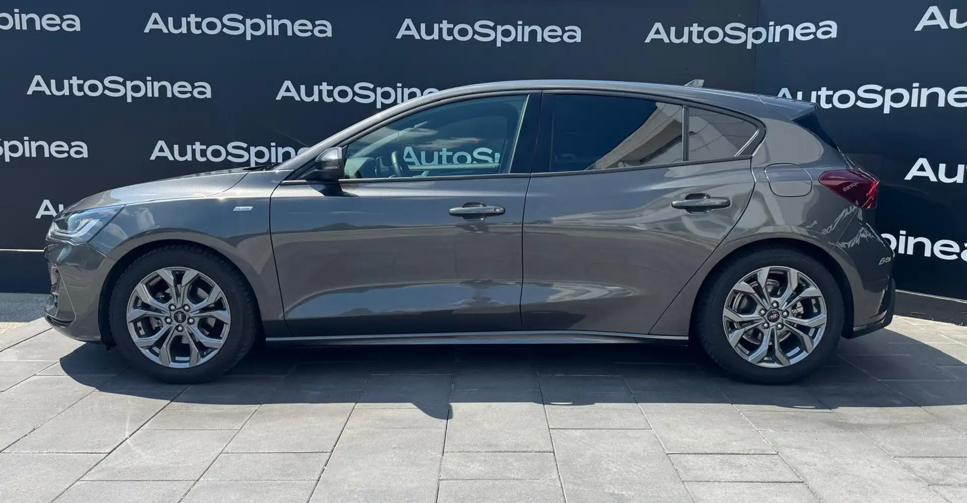 Ford Focus 1.5 EcoBlue 115 CV automatico 5p. ST-Line #perfet Grigio - 2