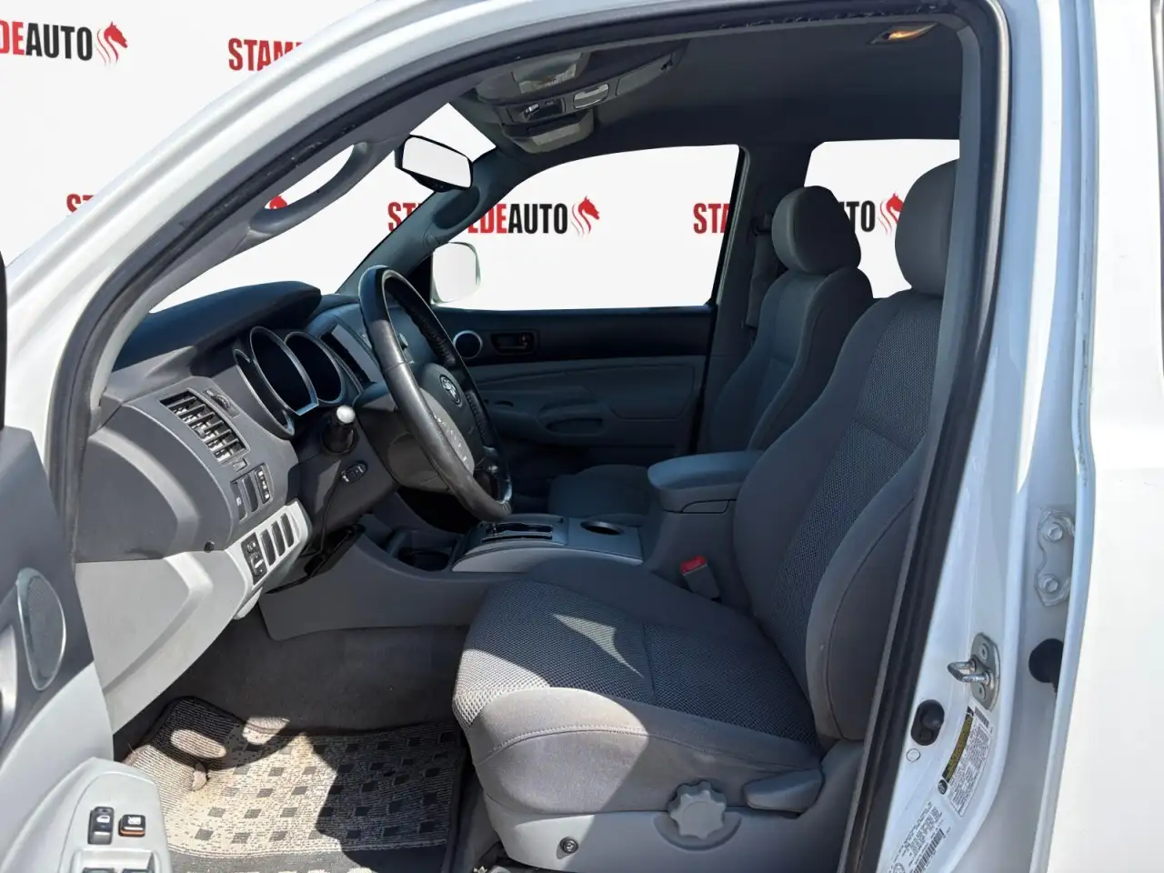 Toyota Tacoma снимка Toyota Tacoma