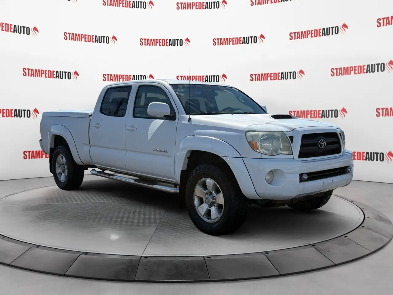 Toyota Tacoma снимка Toyota Tacoma