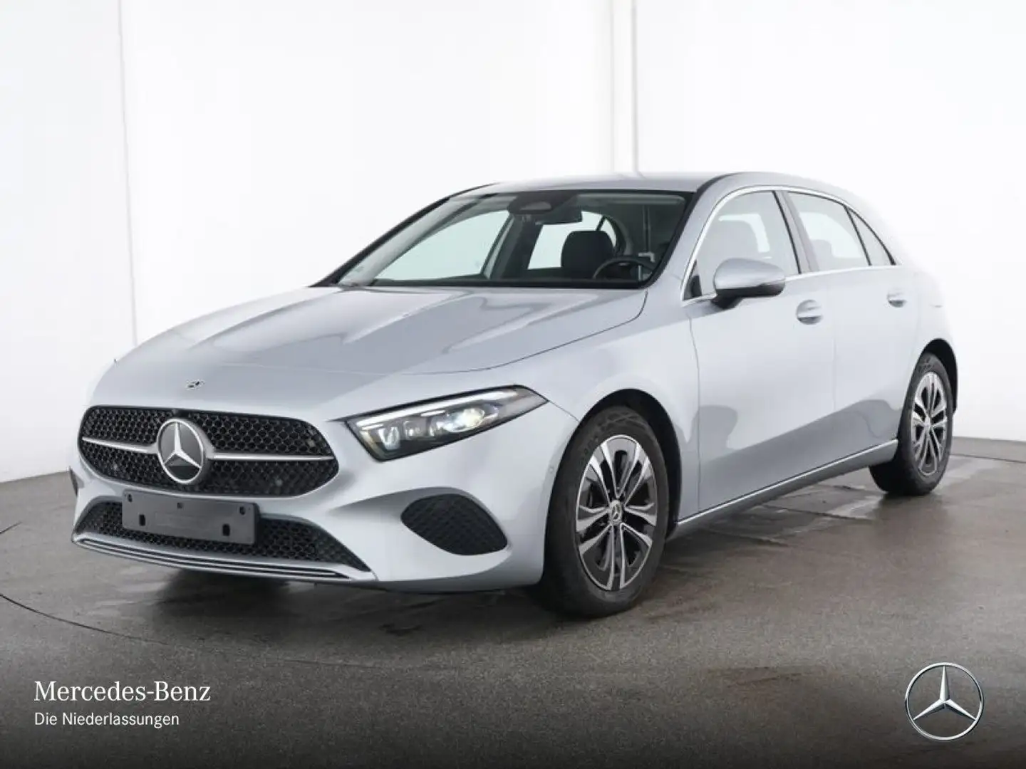 Mercedes-Benz A 180 PROGRESSIVE+MULTIBEAM+STHZG+KAMERA+7G Silber - 2