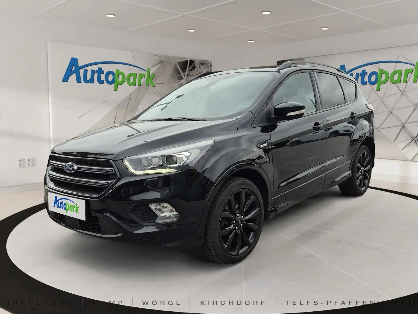 Ford Kuga ST- LINE 1.5 TDCI 120PS M6 Sport Utility Vehicle Schwarz - 1