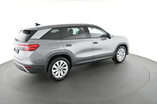 Skoda Kodiaq view 4
