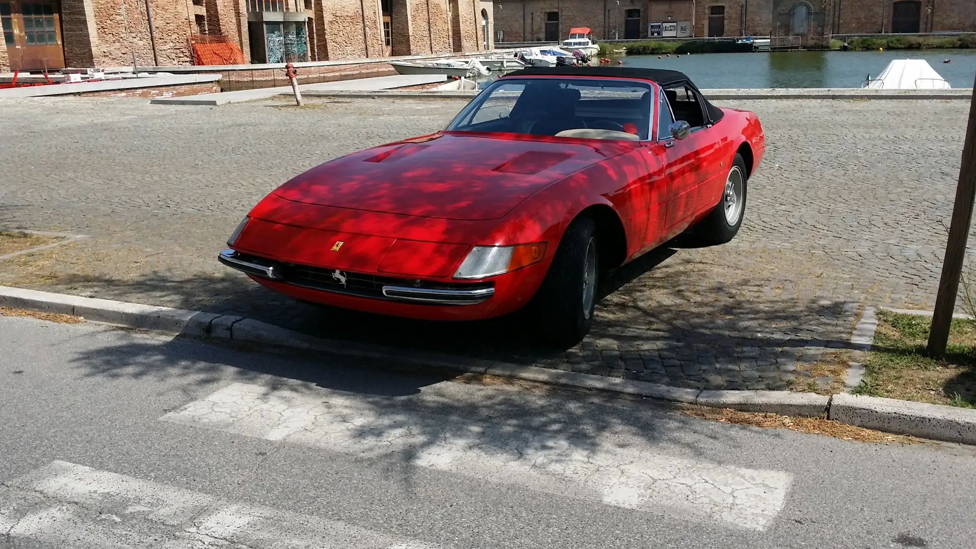 Ferrari 365 Gtb/4 Daytona Spyder Rosso - 1