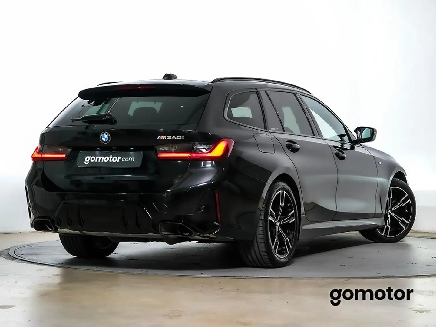 BMW 340 M340iA XDrive Touring Zwart - 2