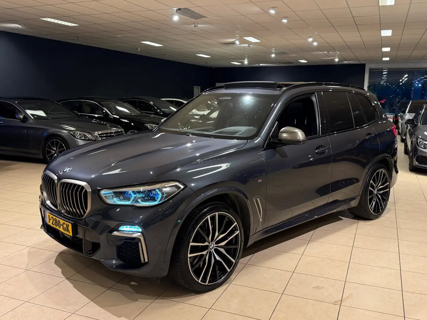 BMW X5 M50D|M-SPORT|PANO|ACC|SKY-LOUNGE|LASER|BTW Grijs - 2