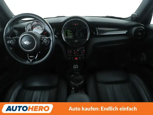 Mini Hatch view 12