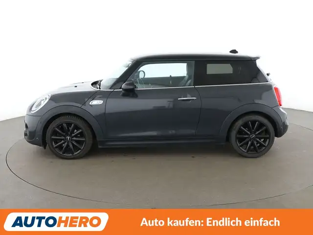 Mini Hatch view 3