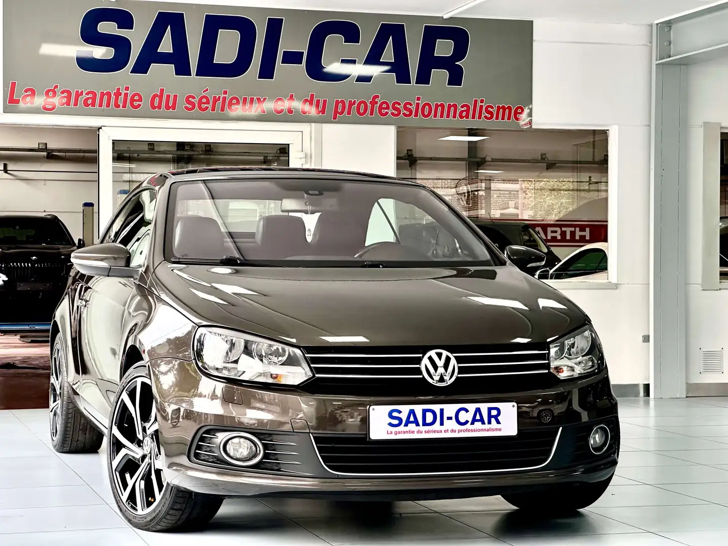 Volkswagen Eos 2.0 CR TDi 140cv BMT - PACKSPORT Brun - 1