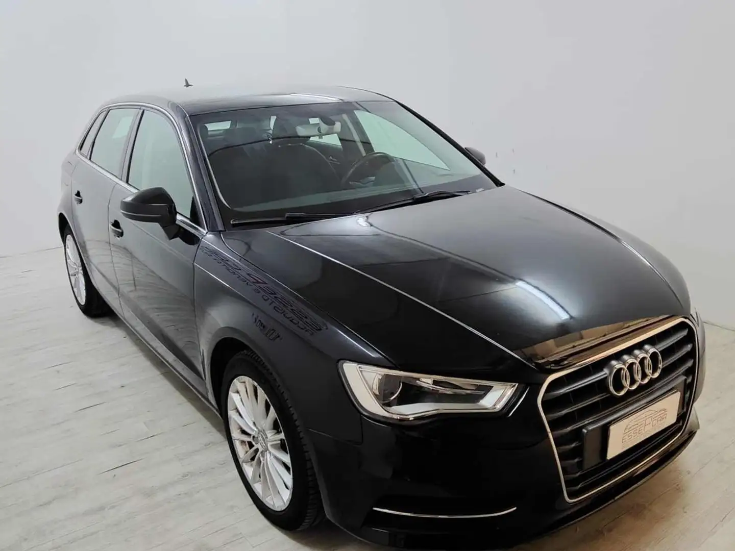 Audi A3 SPB 1.6 TDI clean diesel Attraction Nero - 2