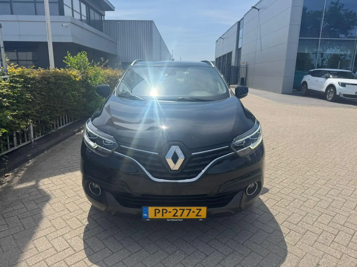 Renault Kadjar 1.2 TCe Extase | Automaat | Verwarmbare Voorstoele Zwart - 2