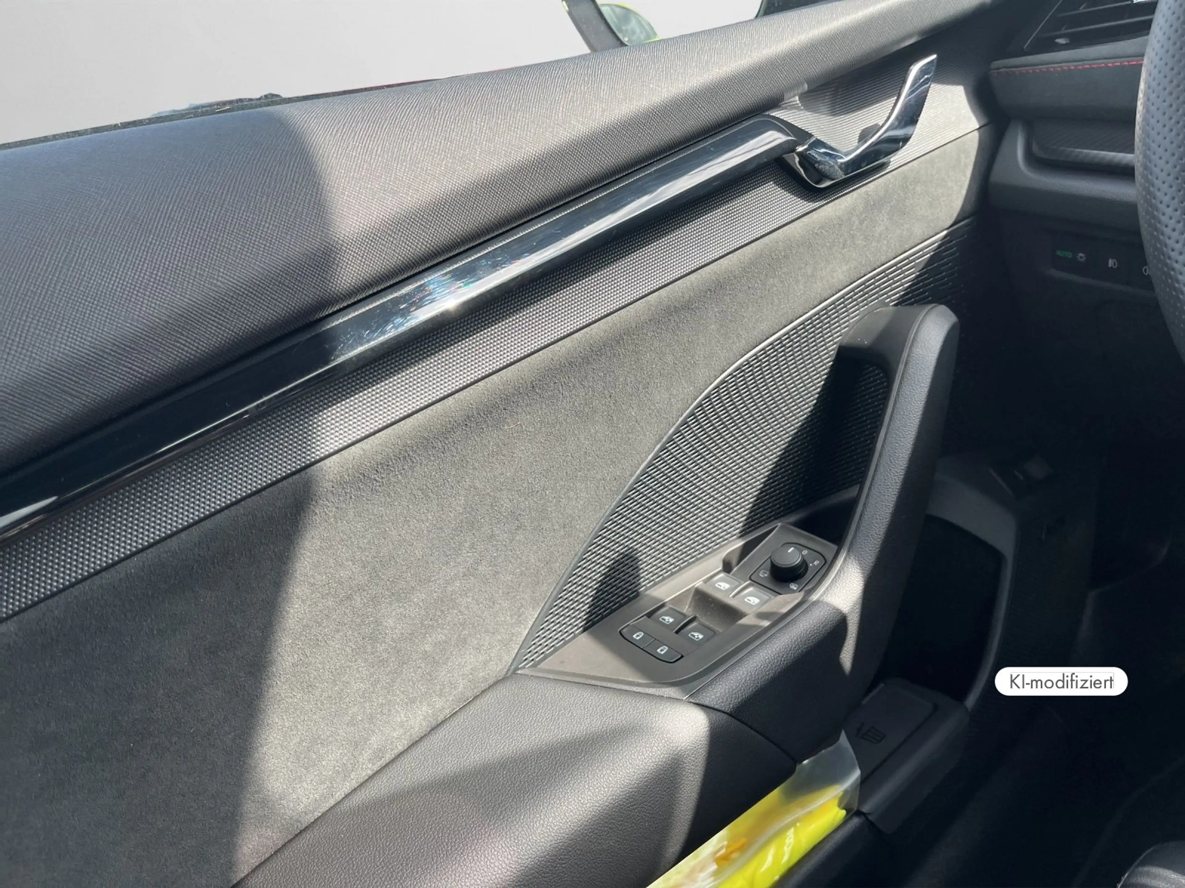 Skoda Octavia Combi RS 2.0 TSI DSG MATRIX PANO AHK 360 — photo 14