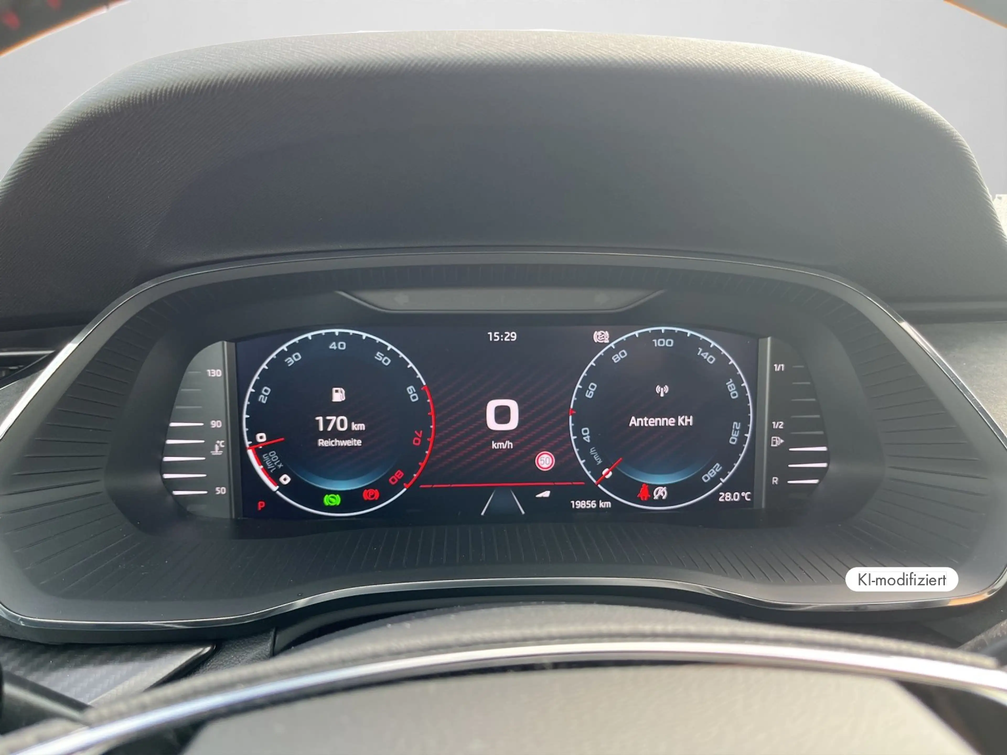 Skoda Octavia Combi RS 2.0 TSI DSG MATRIX PANO AHK 360 — photo 11