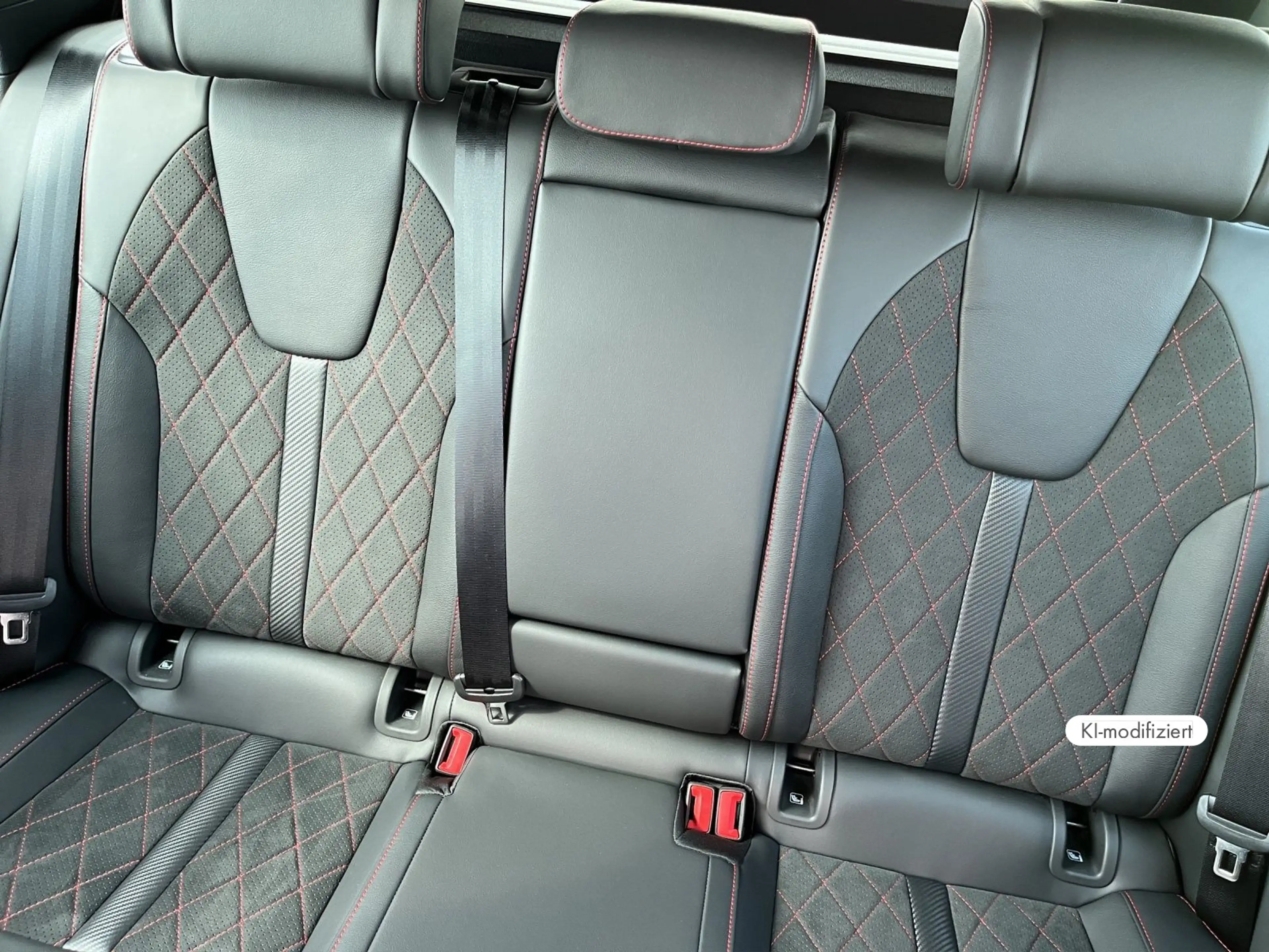 Skoda Octavia Combi RS 2.0 TSI DSG MATRIX PANO AHK 360 — photo 15