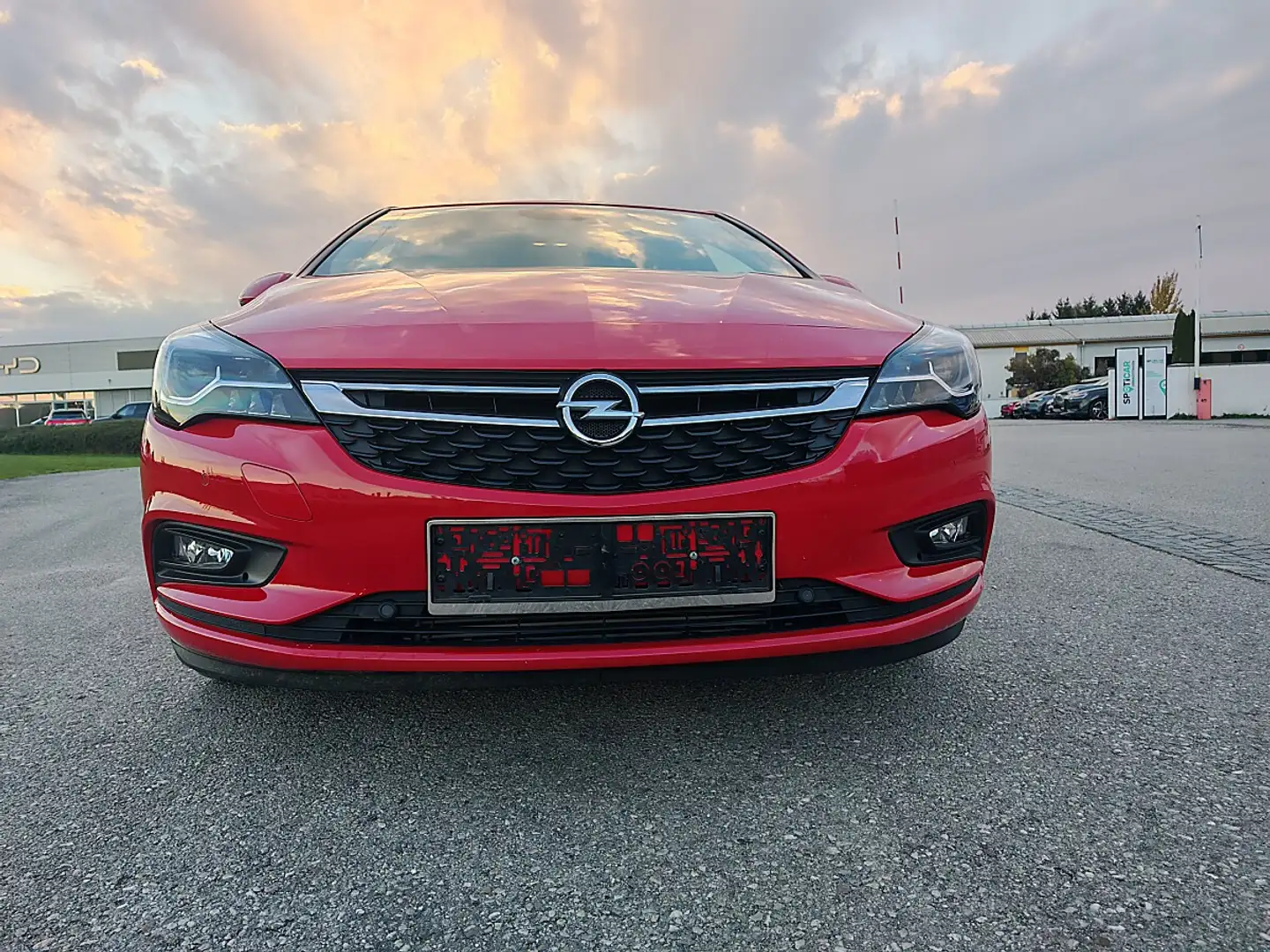 Opel Astra 1,4 Turbo Ecotec Direct Injection Innovation St... Rot - 1