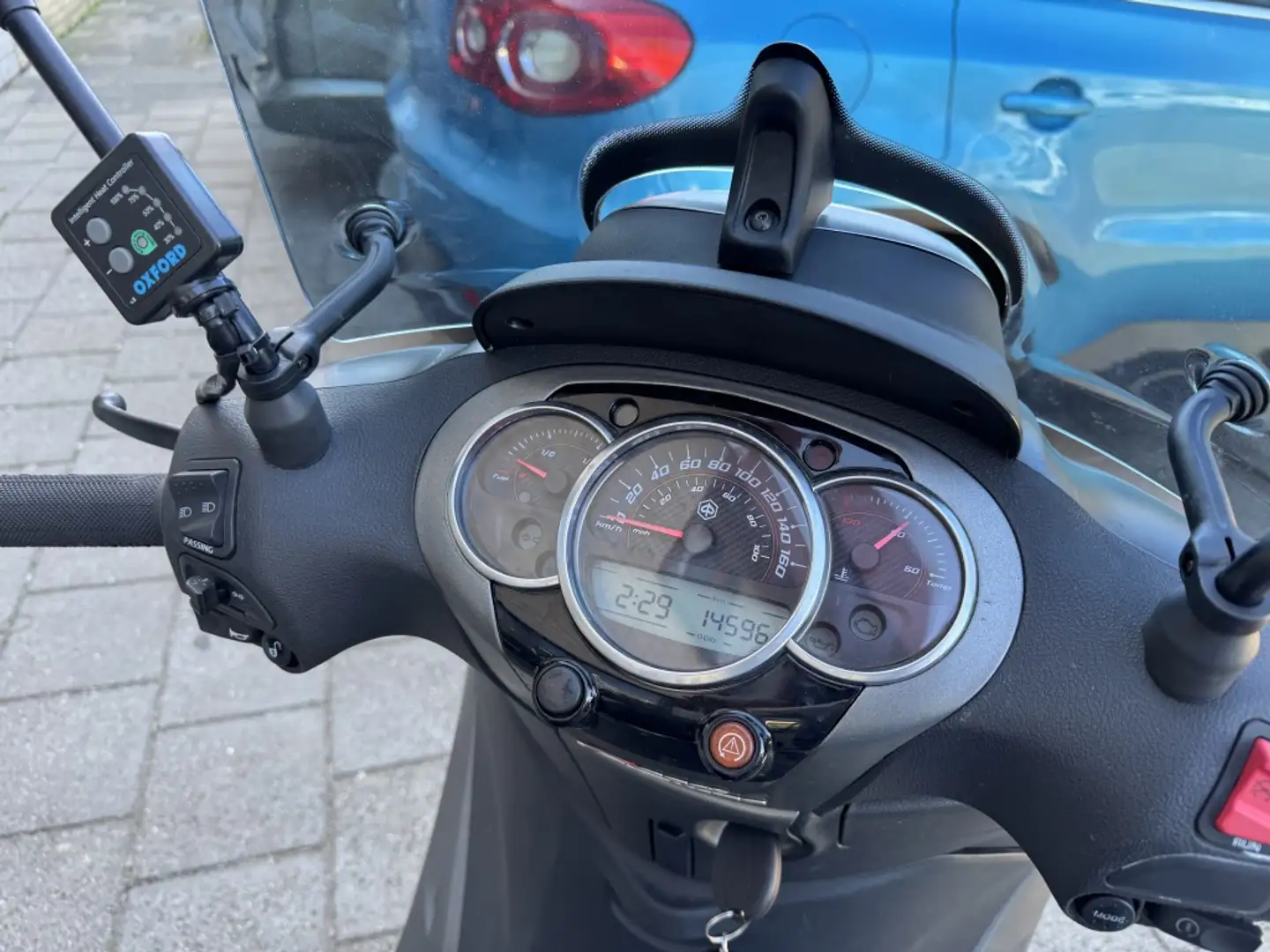 Piaggio Beverly 350 Scooter sport tour Leovince Чёрный - 2