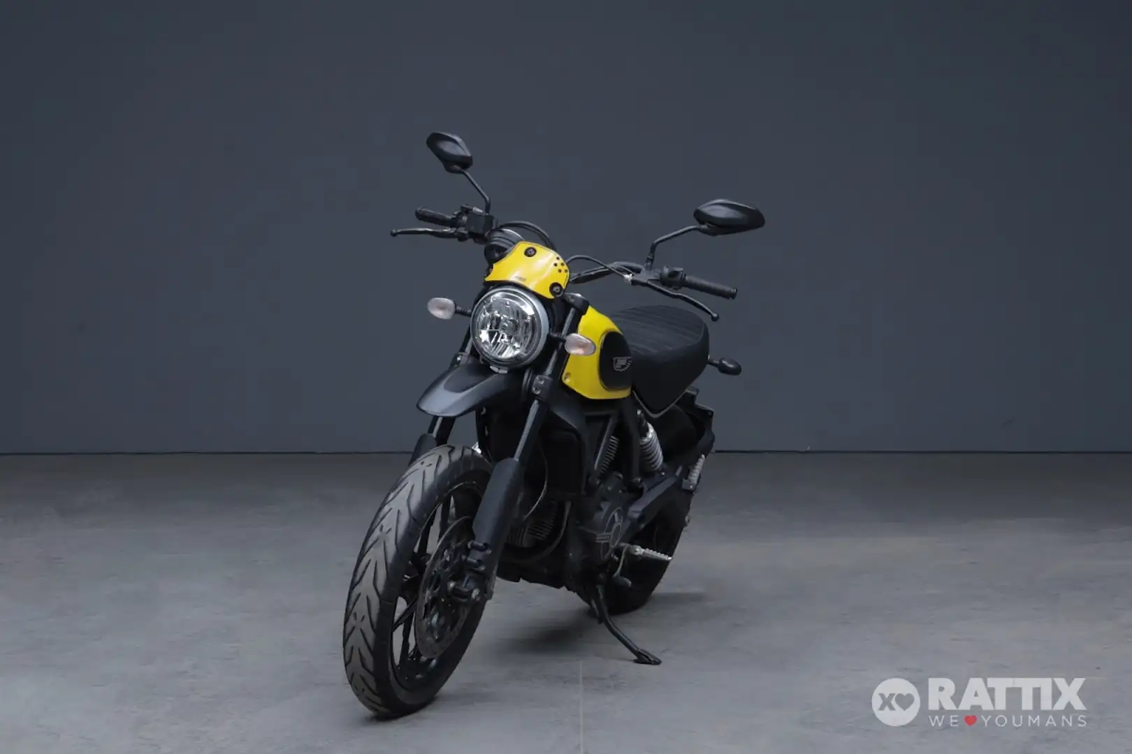 Ducati Scrambler Flat Track Pro Beige - 2