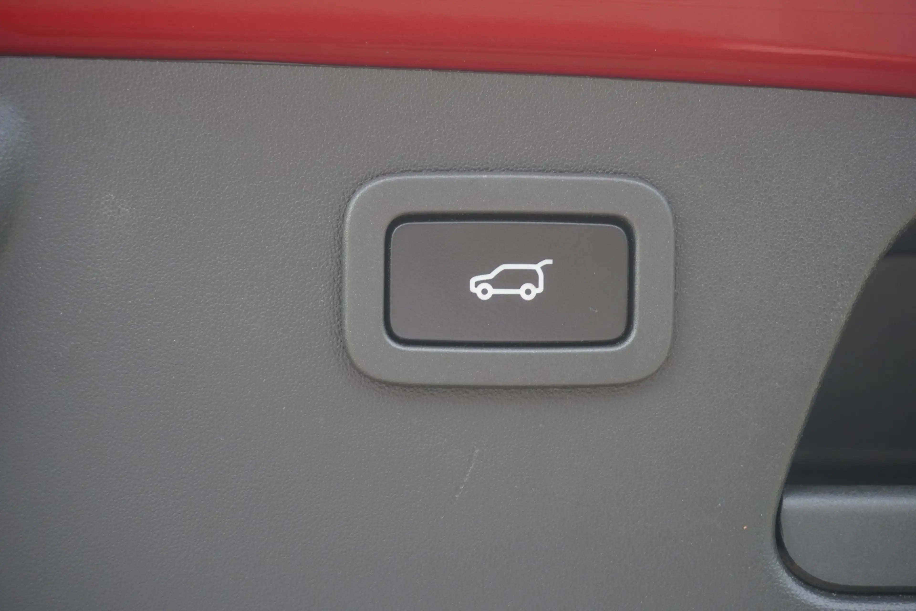 Jaguar E-Pace E-PACE 2.0 R-Dynamic SE AWD LED Navi Panorama — photo 12