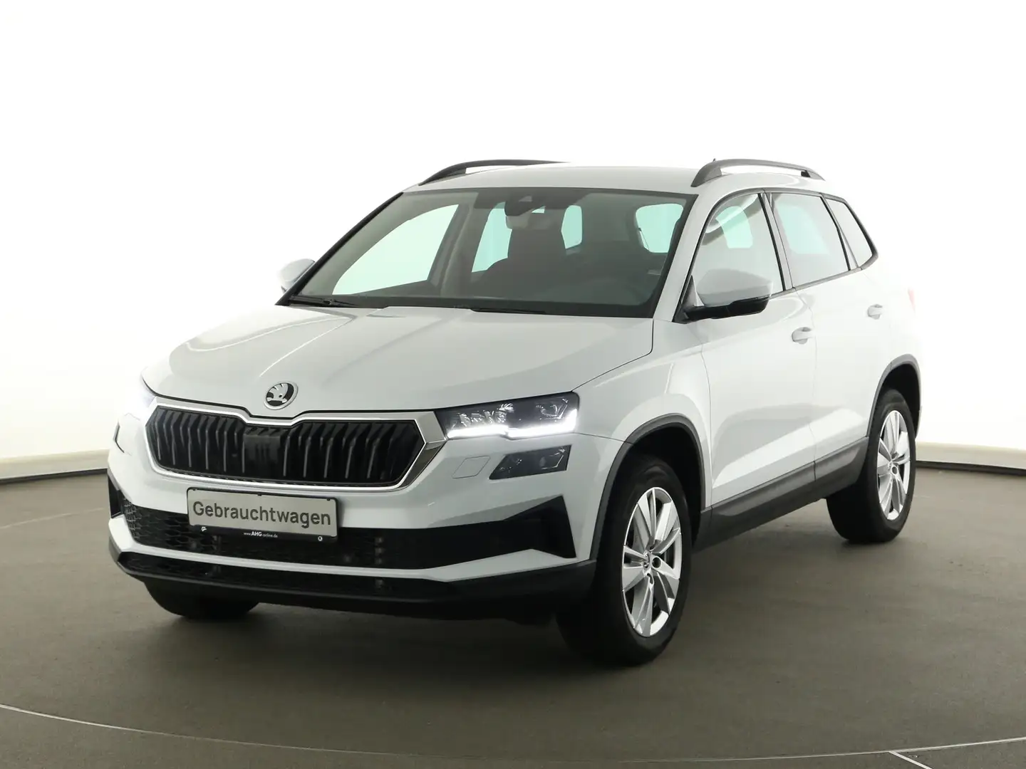 Skoda Karoq 1.5 TSI DSG Selection Weiß - 2