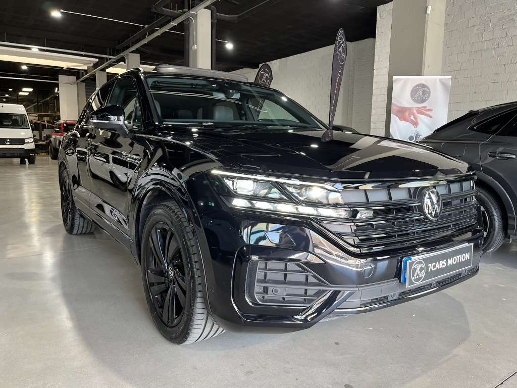 Volkswagen Touareg 3.0TDI V6 R-Line Tiptronic 4Motion 170kW - foto 1